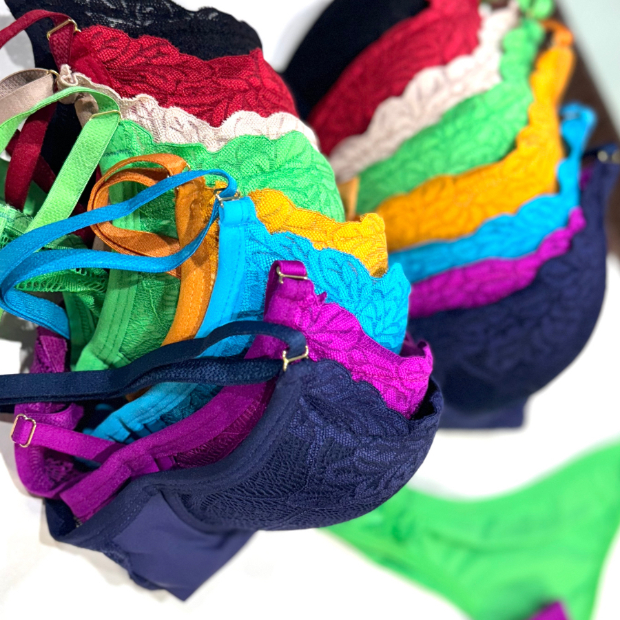 CONJUNTO LIS NACIONAL LATERAL LARGA CALCINHA FIO EM CORES VARIADAS