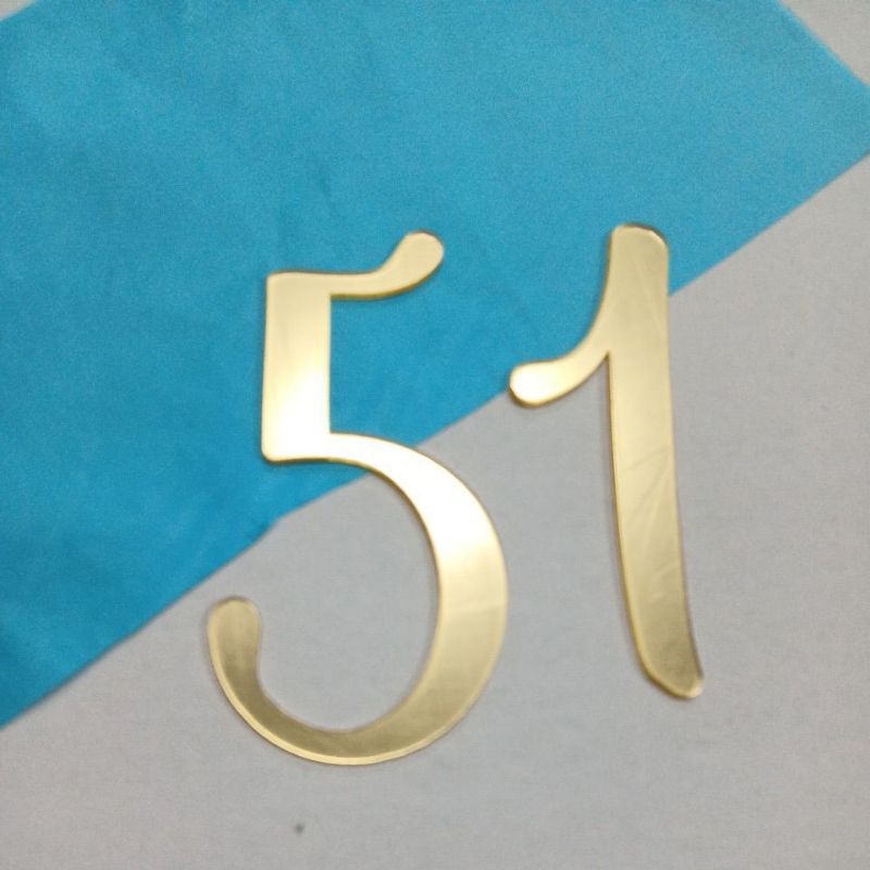 números em acrílico espelhado para festa de aniversario  e decoração 8 cm de altura (mandar o numero no chat)