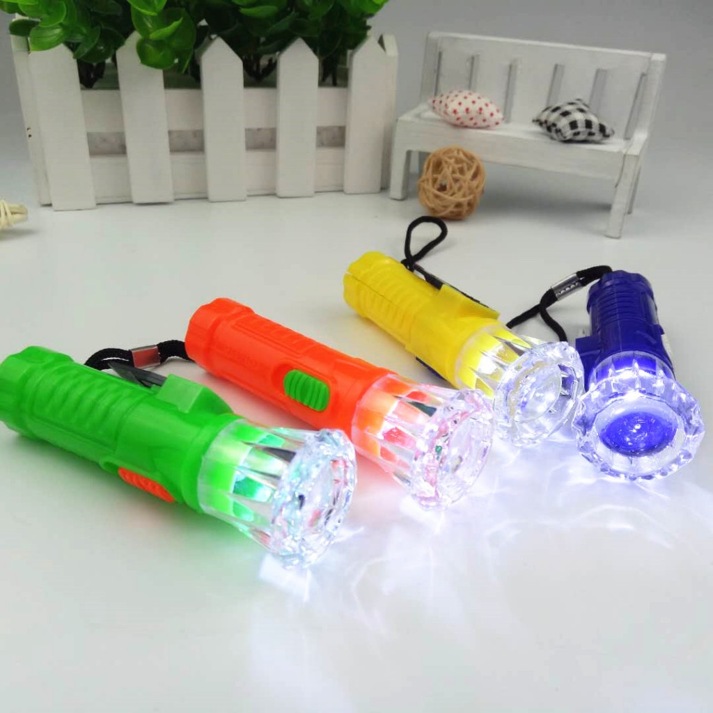 Kit C/5  Iluminação Mini Lanterna Led Portátil Reutilizável Led Promoção