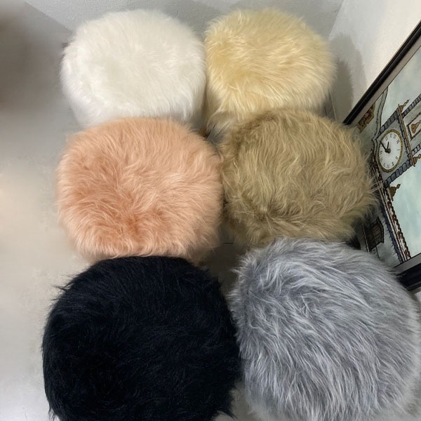 Puff Puf, Pufe, Puff de Pelinho Pelo Pelúcia Branca Blogueira Pés de Ferro Rose Gold Luxo · foto 2