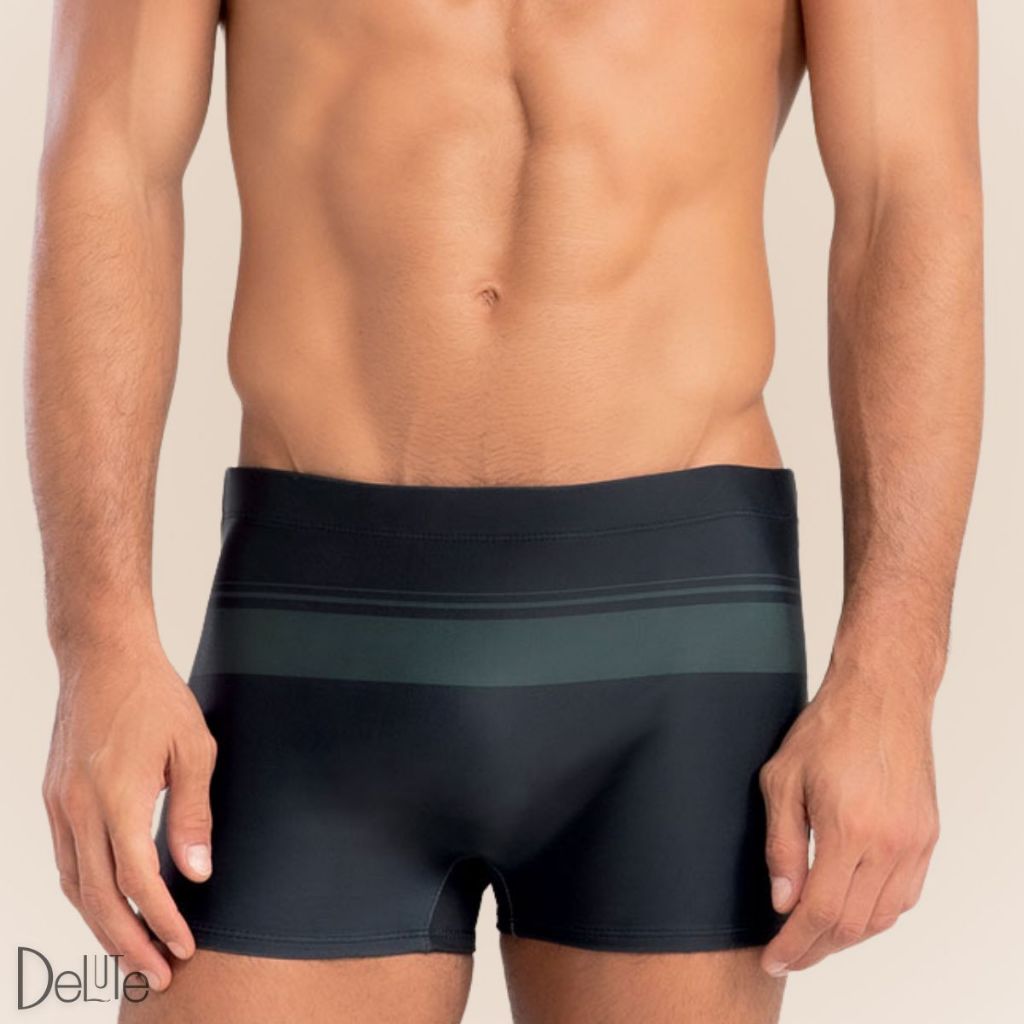 Sunga Colcci Boxer Forrada com Cordão de Regulagem Moda Praia FPS 50 Masculina Adulto Listrada - Sports & Outdoors