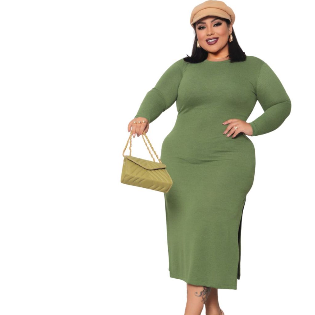 Vestido Longo Feminino Plus Size Com Fenda lateral