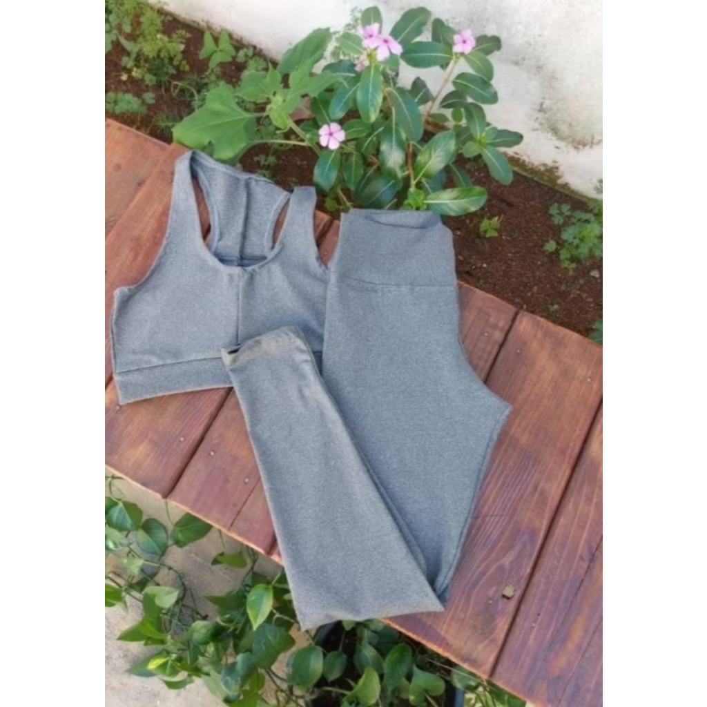 CONJUNTO LEGGING E TOP  TOP SEM BOJO E TAMANHO ÚNICO AMBOS EM SUPLEX