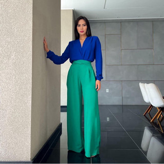 Calça Pantalona Com Transpasse Frontal / Calça Pantalona Verde / Calça Em Crepe