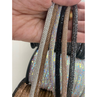 Tira meia cana strass 10mm - Brilhante e Linda!!! Compre por metro - Aproveite o valor de 3 metros em Oferta na Shopee