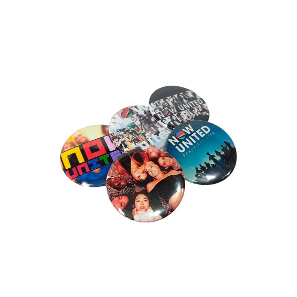 Kit De 5 Bottons Broches Do Now United Banda De K-Pop Modelos Mix Para Mochila Ou Roupa