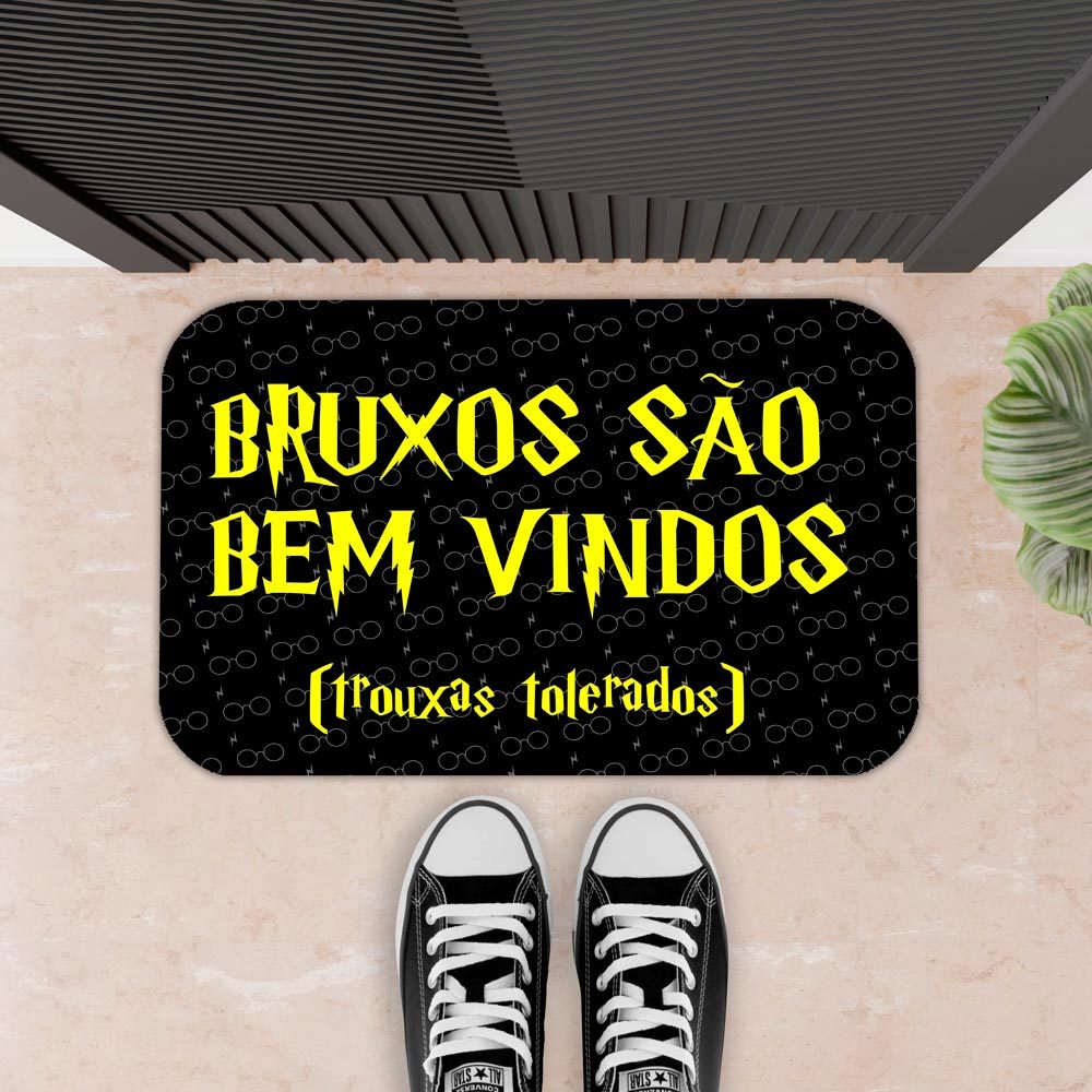 Tapete Para Porta - 34X60  - 2mm  - BRUXOS SÃO BEM VINDOS em Oferta na Shopee