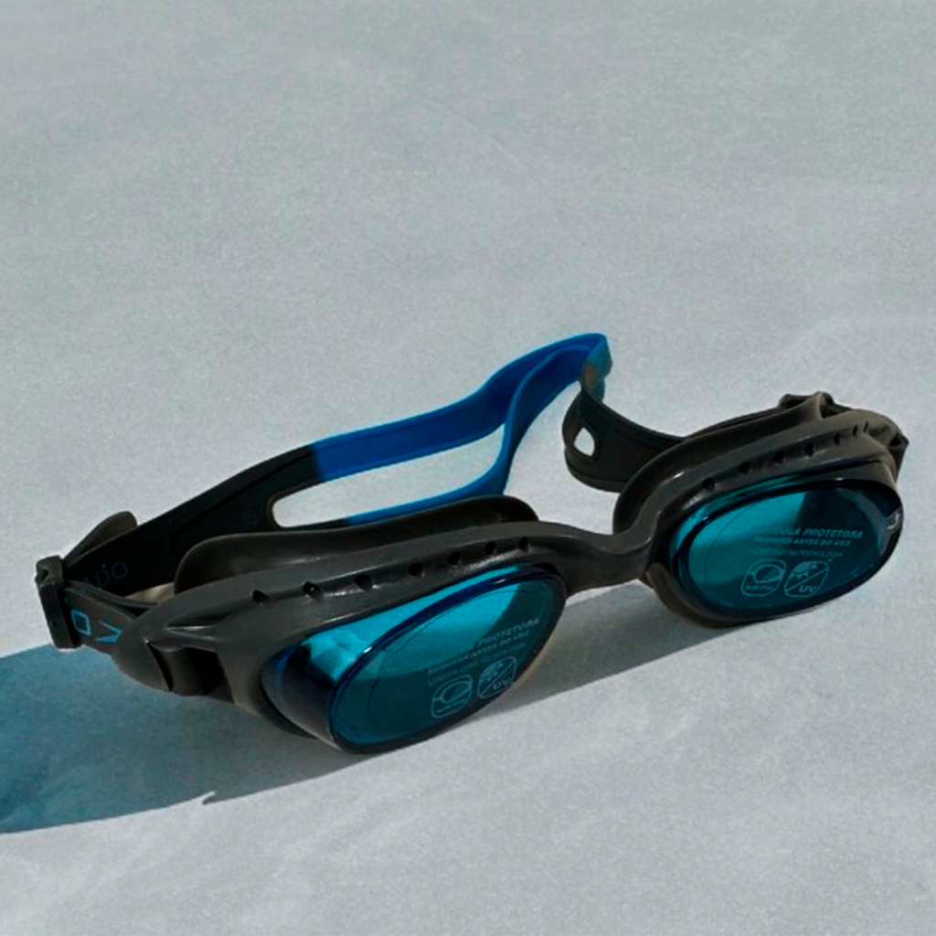 Óculos de Natação Speedo Tornado Treinamento em Oferta na Shopee