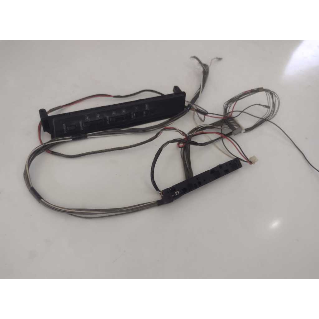 (1)   Botão + Acesorios Tv Sony Kdl-46ex605