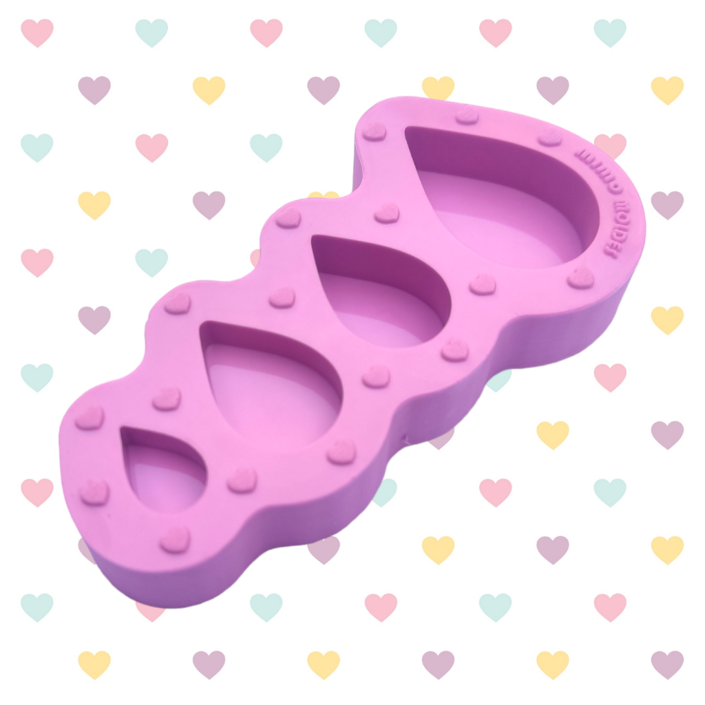 Molde Gota para Jóia Afetiva - 4 Cavidades - 3,5cm, 2,5cm e 1,5cm - Colar, Chaveiro, Pingente capa