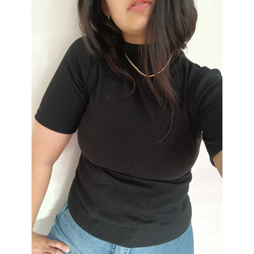 Blusa Feminina Manga Curta Básica Canelada Feminina Estilosa Gola Alta