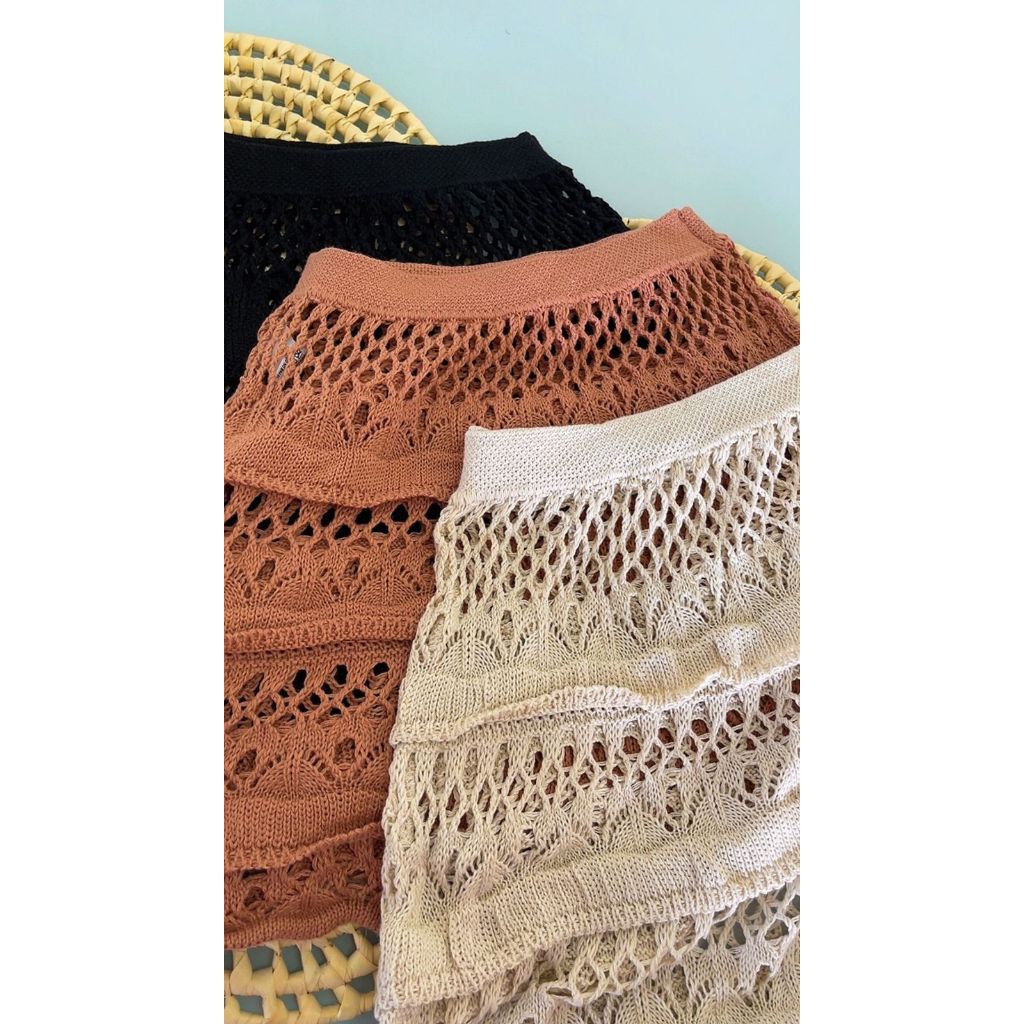 SAIDA DE PRAIA SAIA EM TRICOT COM DETALHE BABADINHO SAIA CURTA MODA PRAIA VERAO
