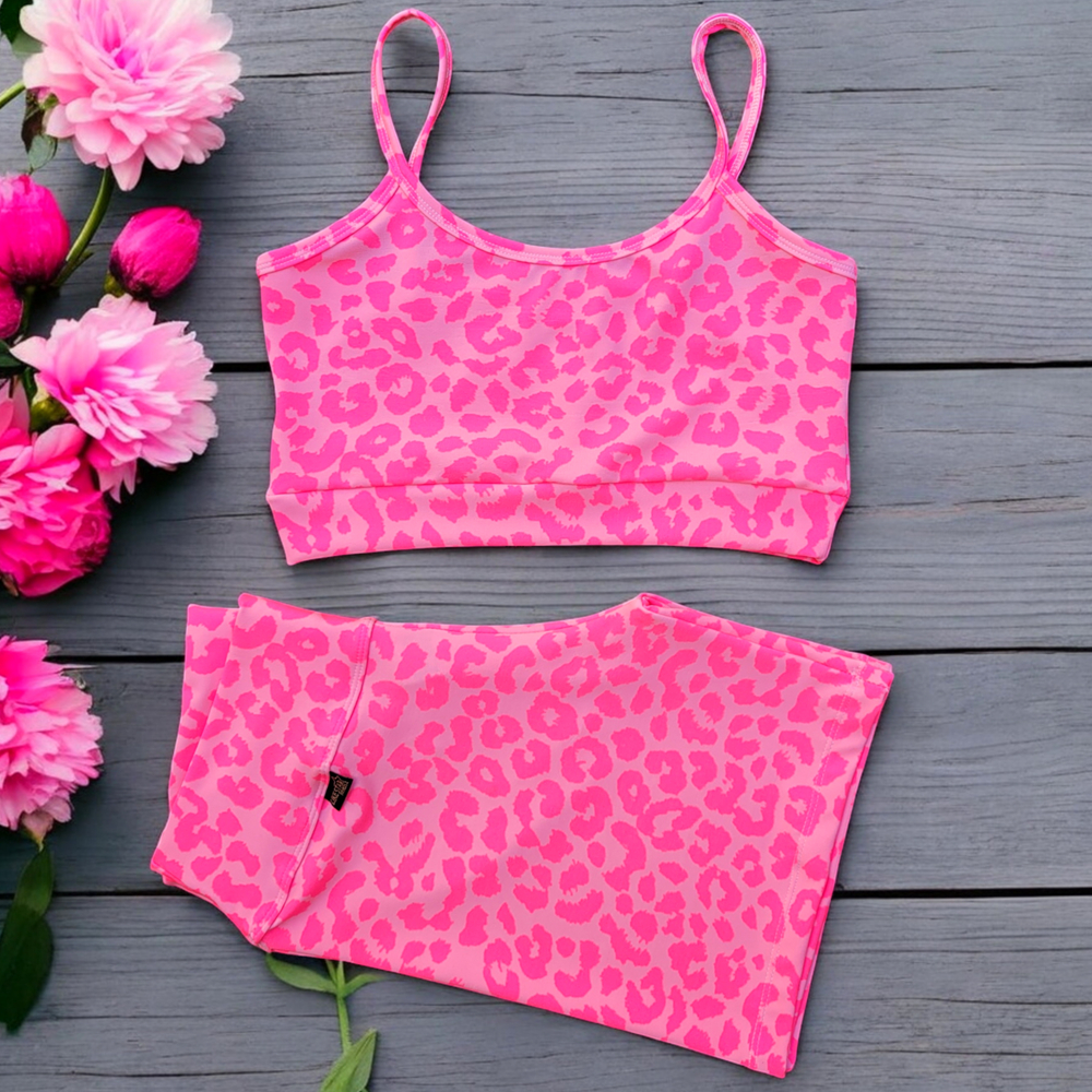 Conjunto De Academia 1 Short E 1 Top Fitness Roupa Feminina