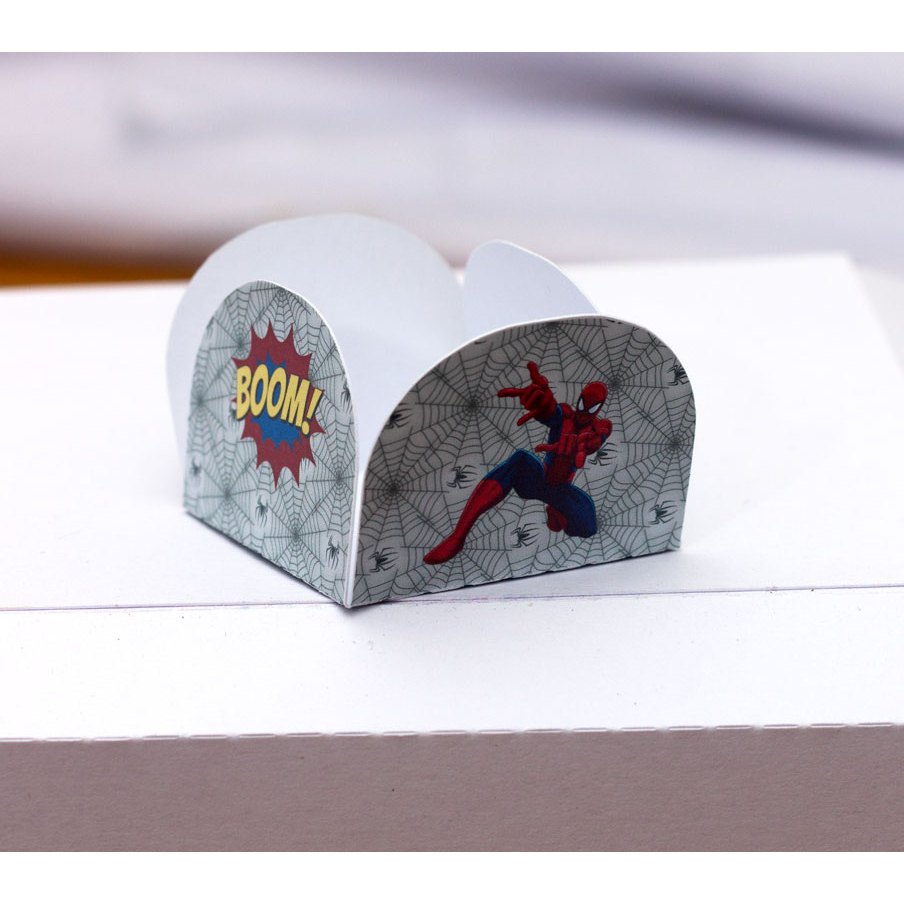 Forminhas de Brigadeiro Homem aranha - Lembrancinhas de Festa Infantil Decoração Doces Aniversário Docinhos 4 Pétala