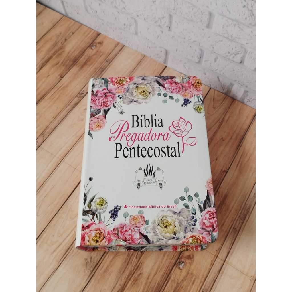 Detalhes do Bíblia de Estudo da Pregadora Pentecostal - Tamanho Médio