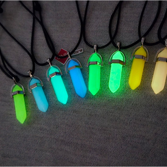 Colar Hippie neon brilha no escuro cordão preto ajustável Pedra Luminosa Pingente