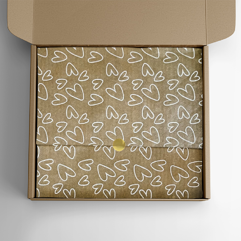 Papel de Seda Kraft Premium Estampa Coração Branco ou Preto Kit com 50 Folhas Para Embalagens Sofisticadas Roupas Doces