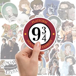 Cartela com 49 adesivos Harry Potter + Brinde