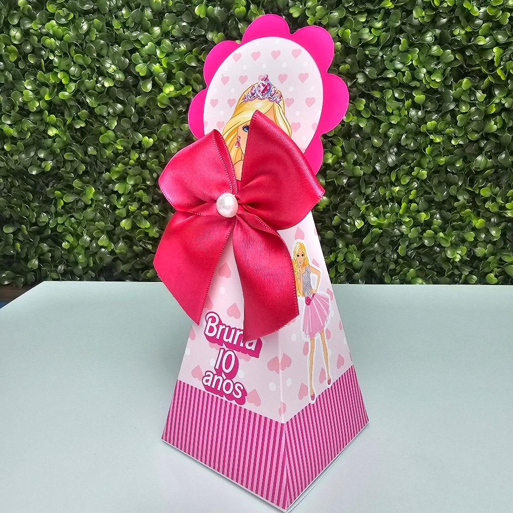 Caixa Cone Pirâmide BARBIE - Personalizados - Festa infantil - Aniversário - Lembrancinha