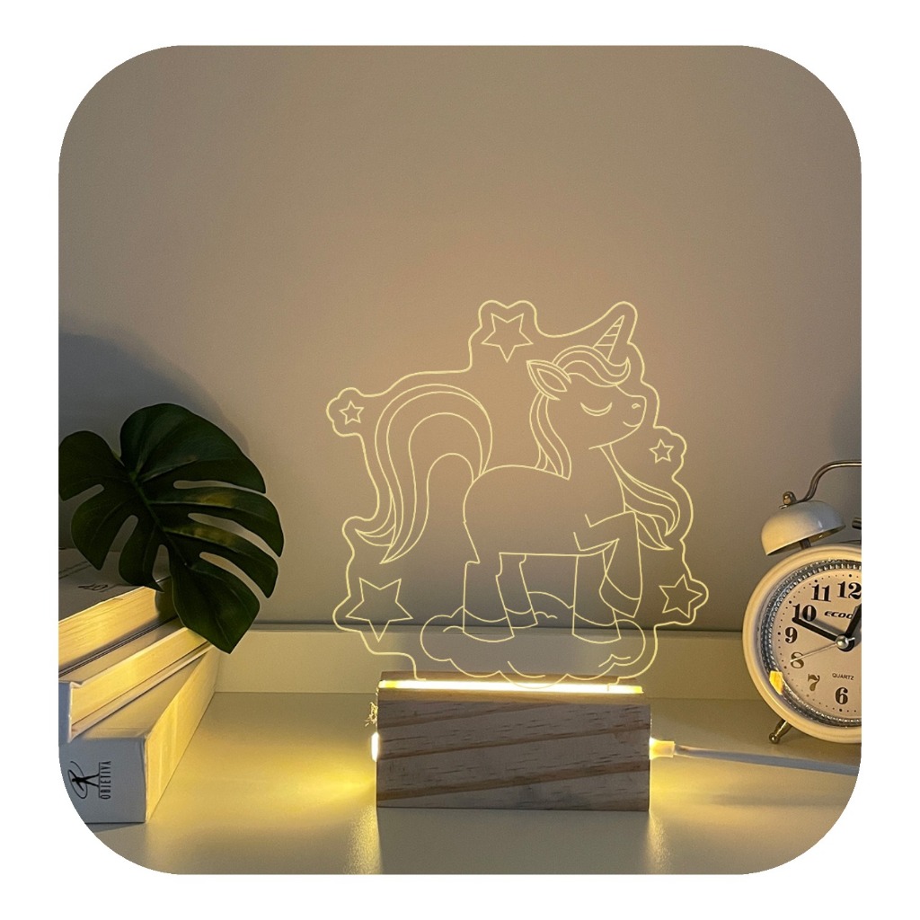 Abajur Luminária De Mesa Unicórnio Madeira Acrílico 3D Led