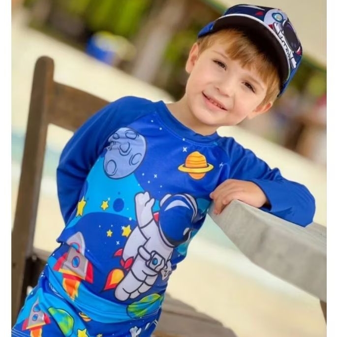 Conjunto Traje de Banho Moda Praia Blusa + Sunga Proteção Solar UV50+ Infantil