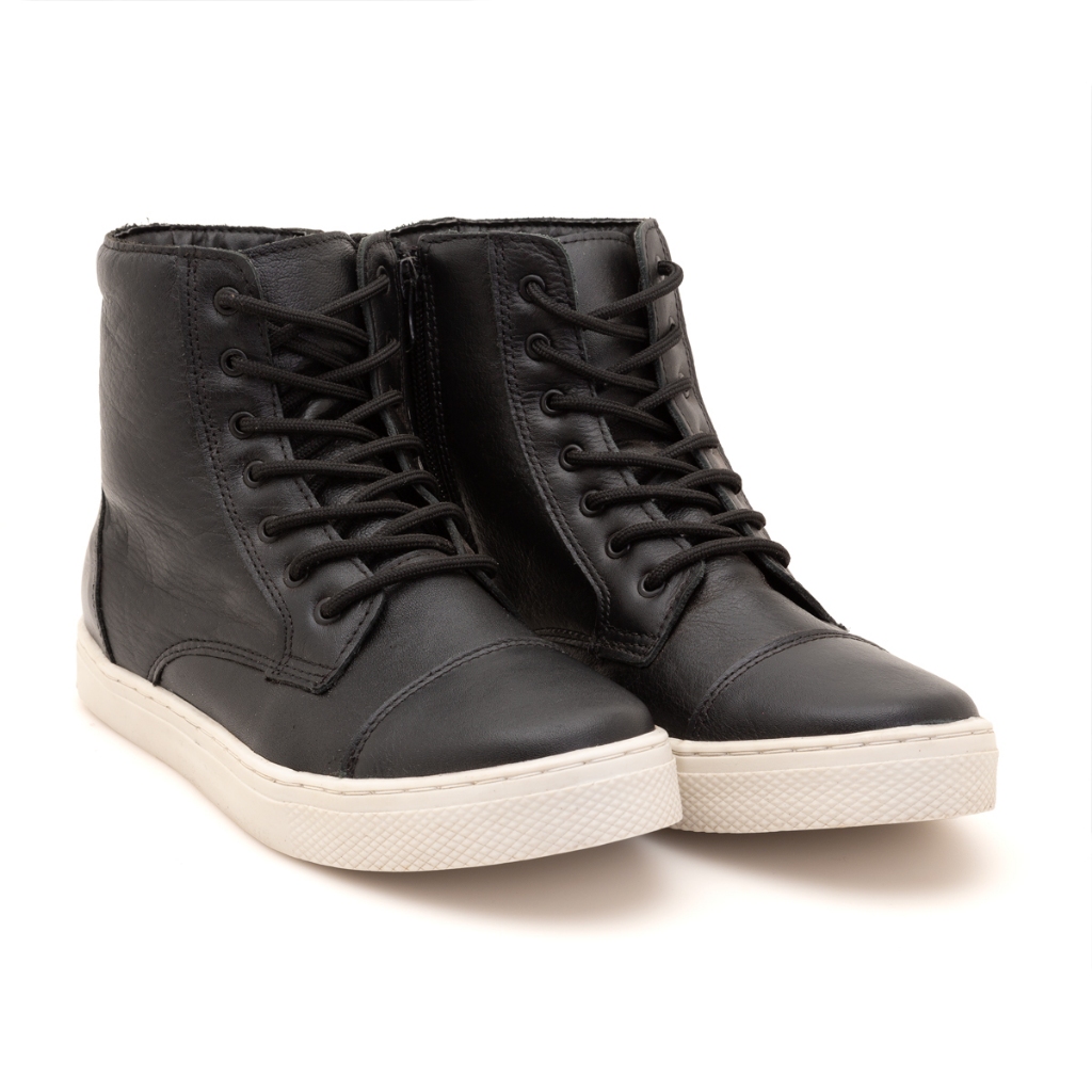 Tênis Feminino Botinha de Couro com Cano Médio e Atacador Ajustável Estilo Moderno Sneaker