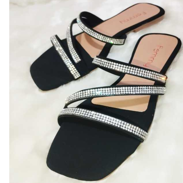 Rasteirinha Feminina com Strass Pedraria, Rasteira confortável e brilhosa - Femmy 060 em Oferta na Shopee