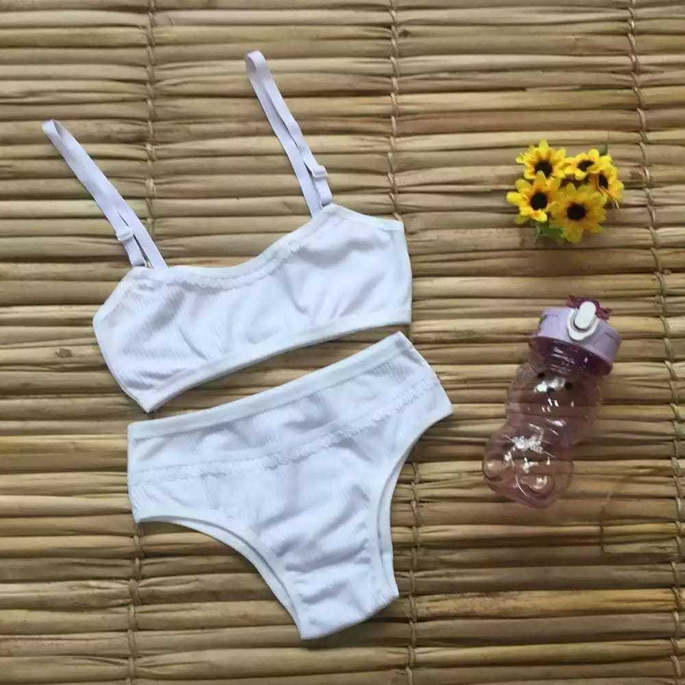 Kit 2 ou 1 Conjunto Infantil Canelado Top sem Bojo e sem Aro + Calcinha em Algodão Confortável