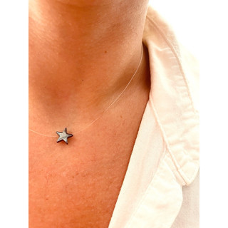 Chocker fio invisível com pingente em hematita