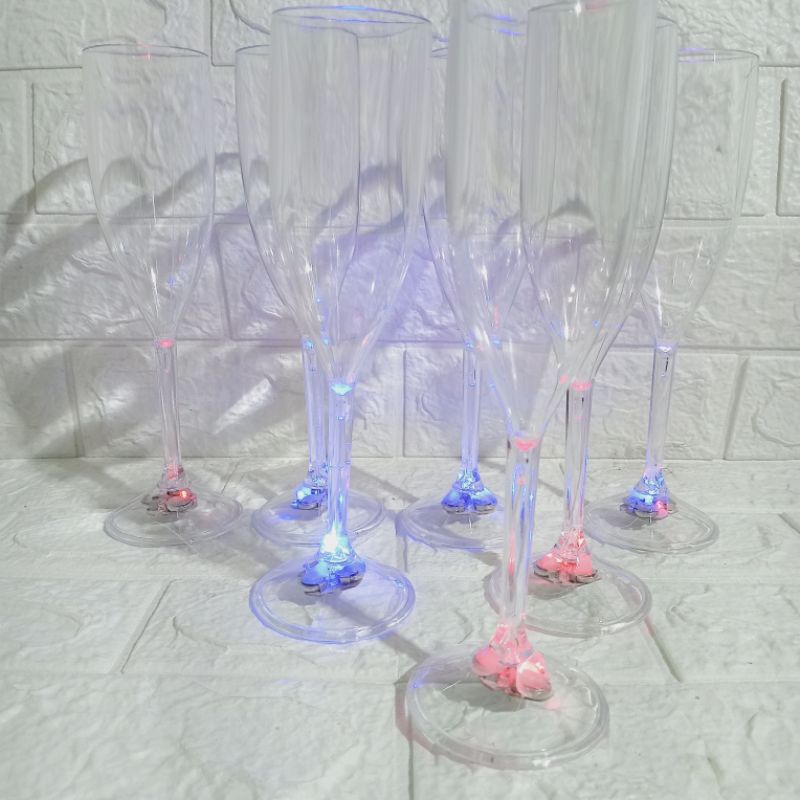 10  Taças para abajur  cano longo  acrílicas 180 ml reforçada com led e botão liga e desliga 24 cm.