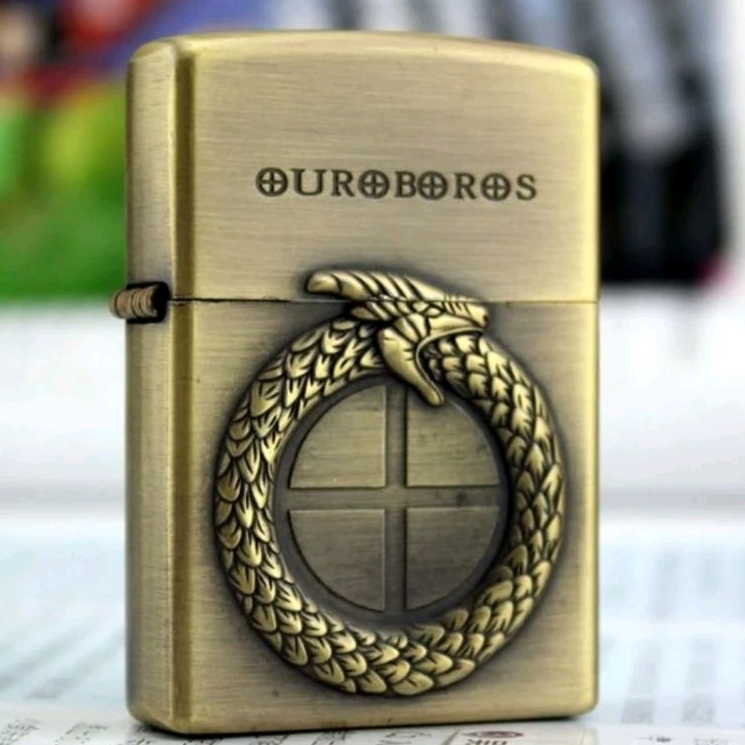Acendedor Tipo Zippo Ouroboros Maçonaria em Oferta na Shopee