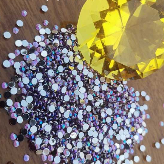 300 chatons da lua 3mm  ATAC. pedrarias para adesivos e joias de unhas