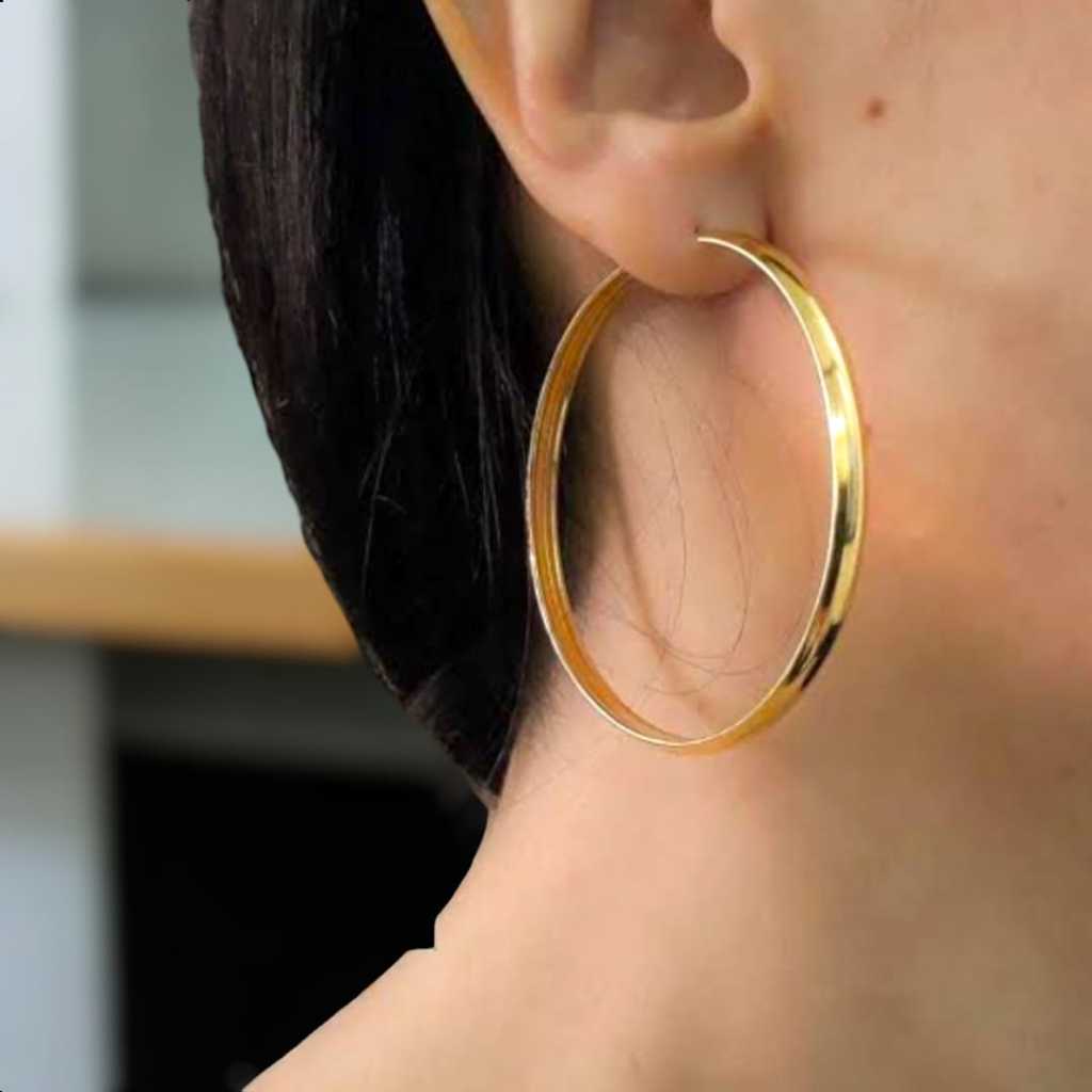 brinco argola banhada a ouro 18k fecho com argola borboleta