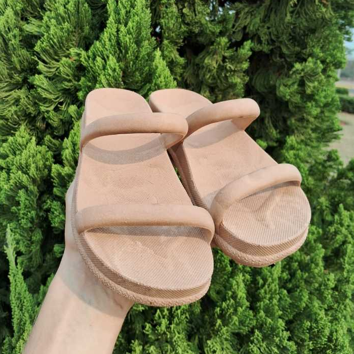 Sandália Feminina Birken Injetada Confortável Estilosa Leve Casual Moderna Versátil Prática