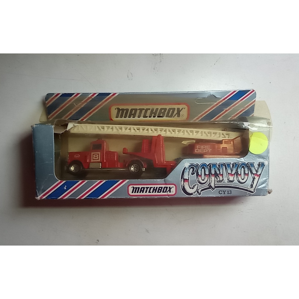 Carro Miniatura Matchbox - Convoy / Caminhão de Bombeiro - Na Embalagem