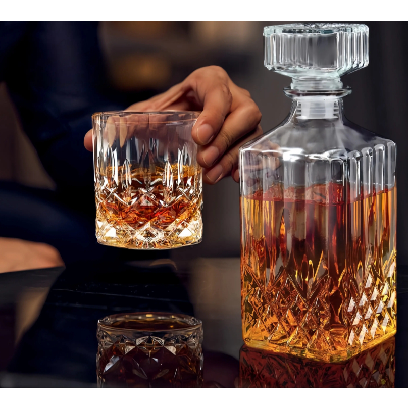Garrafa Decanter Vidro Whisky Licor 900ml + 6 Copos 220ml Luxo Decoração Elegante em Oferta na Shopee