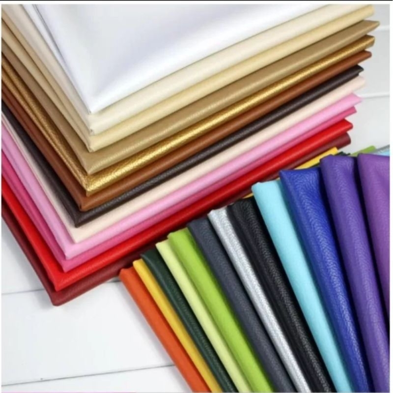 1M- Tecido sintético Courvin Dollaro Couro Sintético