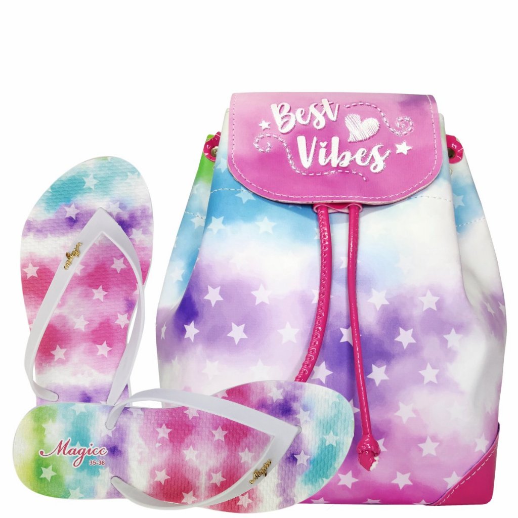 Kit Mochila Infantil com Chinelo Infantil Sandália Slim Tie Dye Estrelas Magicc Bolsas 1361