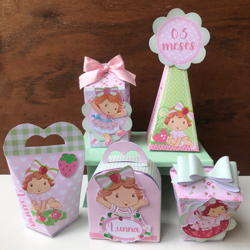 Kit Caixinhas MONTADAS Personalizadas Moranguinho -  Kit Festa - Lembrancinha - Aniversário - Festa Infantil