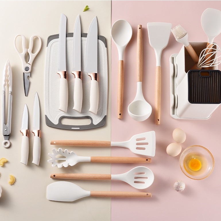 Kit 19 Peças Utensílios de Cozinha em Silicone com Cabo de Madeira, Antiaderente e Resistente ao Calor
