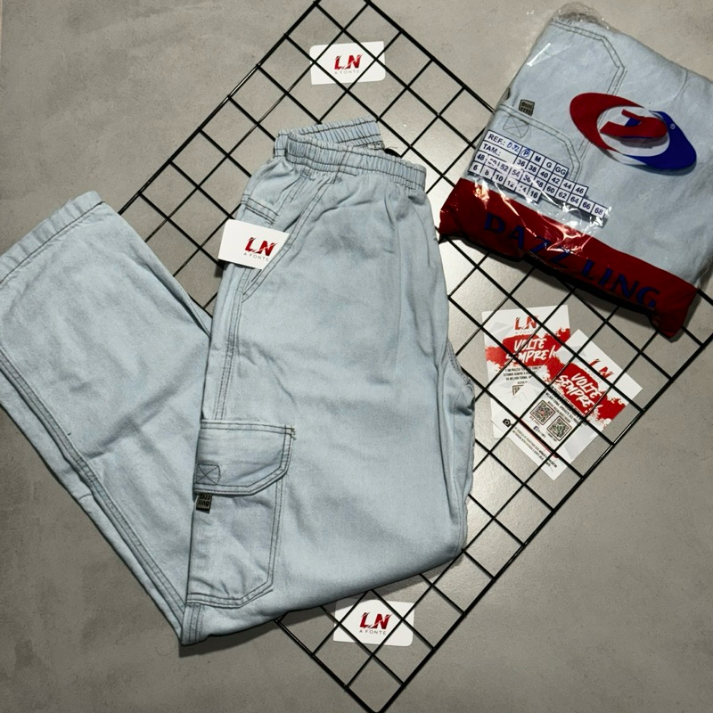 Calça Cargo Dazzling Jeans clara