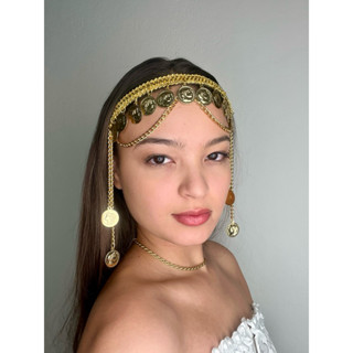 tiara cigana com medalhão, correntes e flor removível em Oferta na Shopee