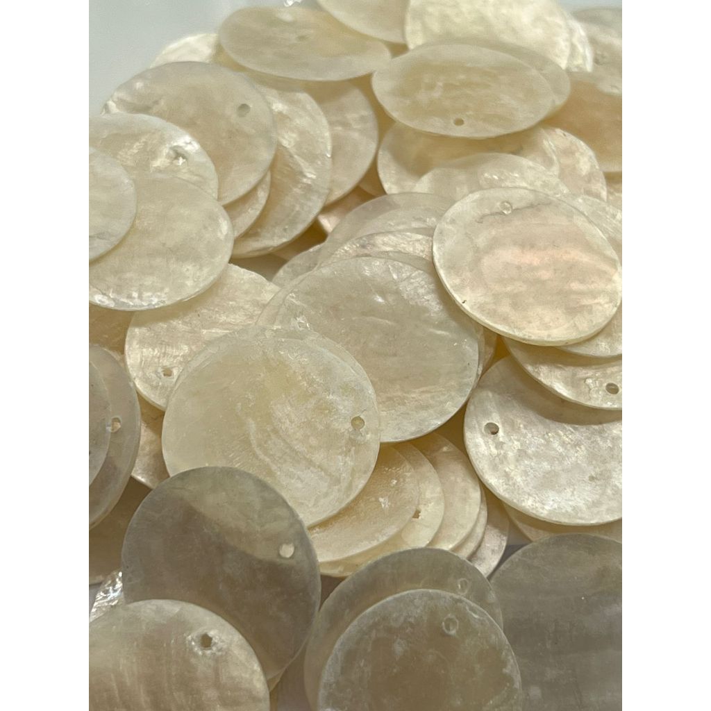 Pingente Madrepérola 50g Redondo Natural para Artesanato 30mm em Oferta na Shopee