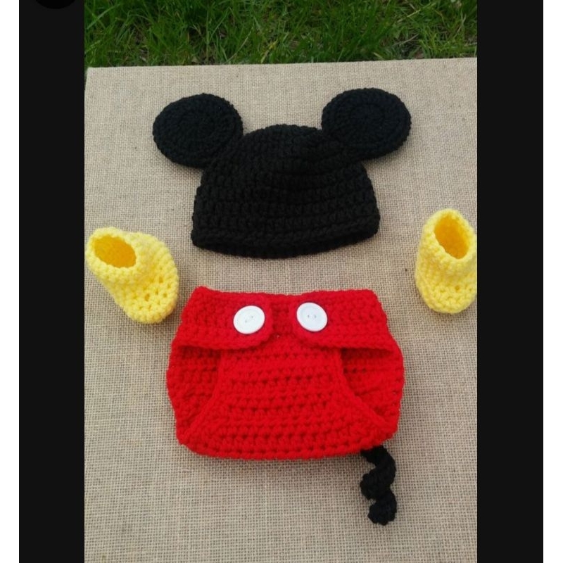 fantasia Mickey em crochê várias idades