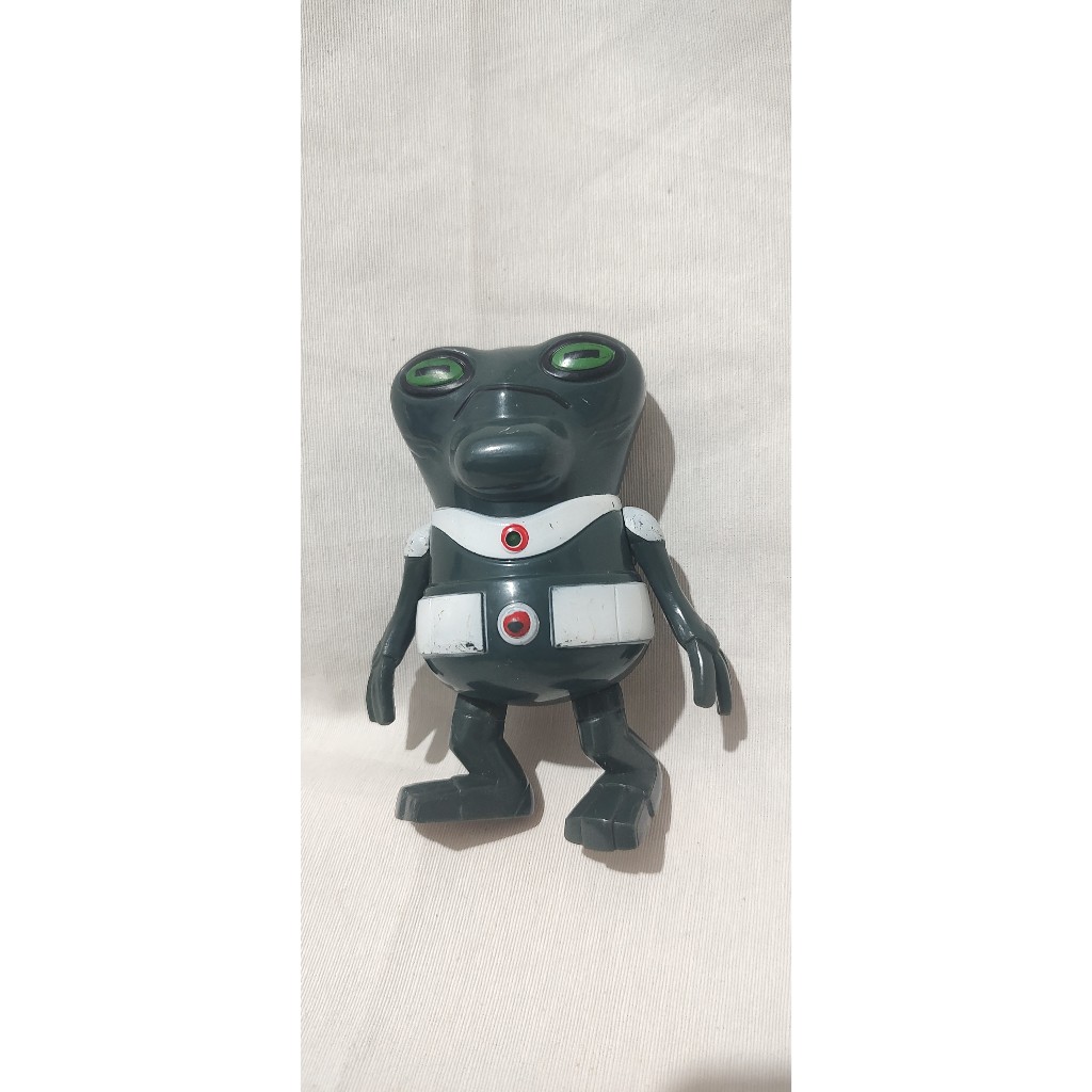 Boneco Alien Driba Do Ben 10 Verde e Branco 10cm