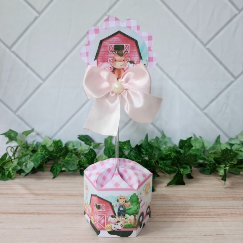 Caixa Sextavada Personalizada Fazendinha Rosa Centro de Mesa Lembrançinha Festa Infantil