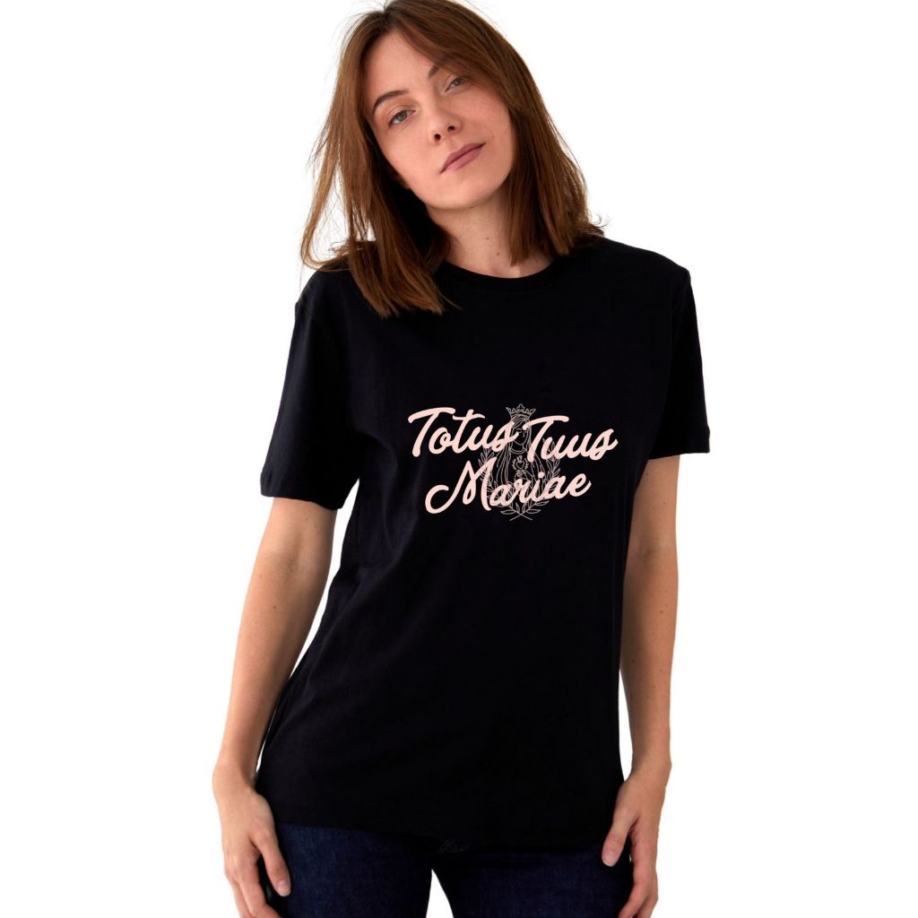 Baby Look Feminina Totus Tuus Mariae T-shirt Manga Curta Devoção Missa Grupo de Jovens Oração Blusinha Católica