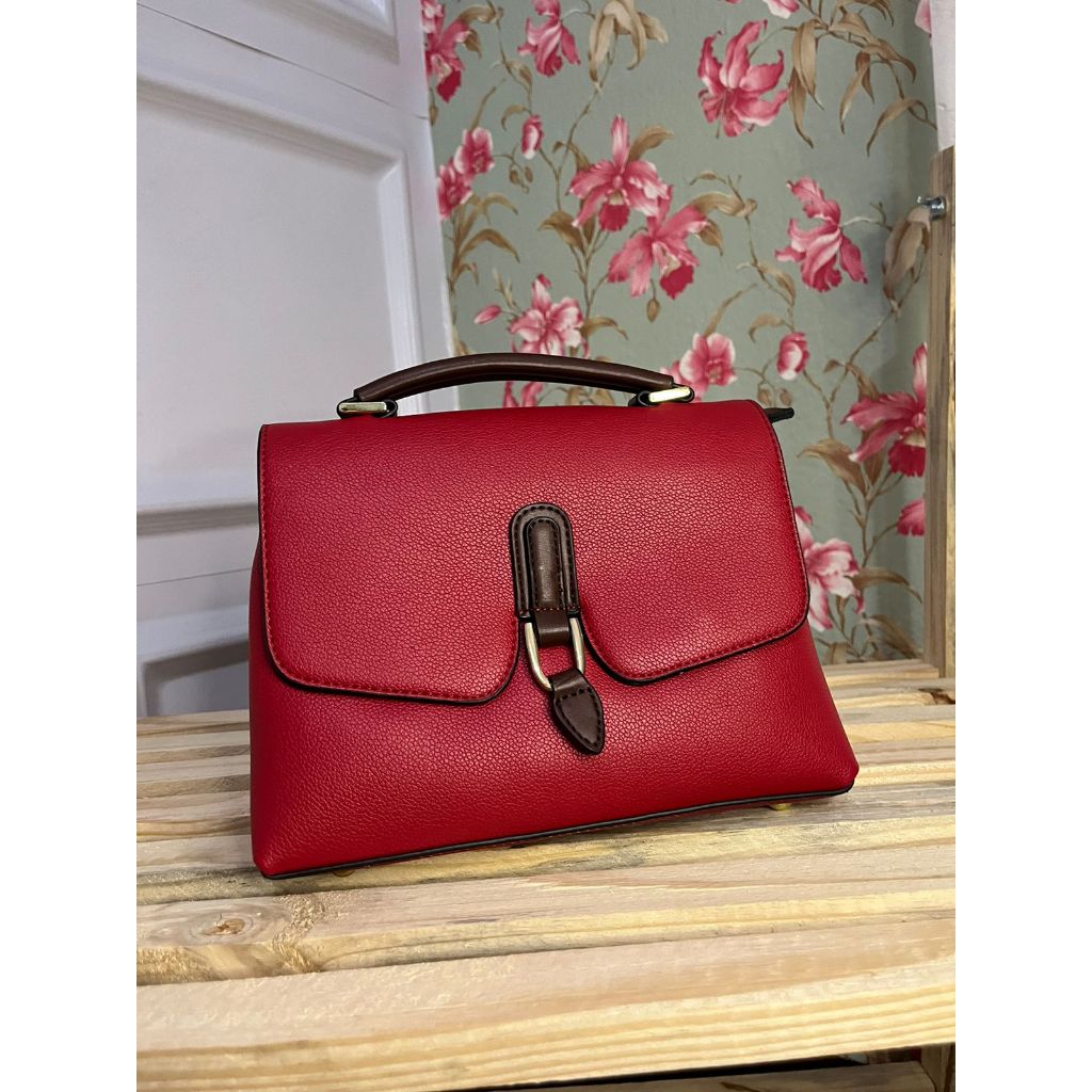 Bolsa Feminina Chalita Vermelha Alça de Mão e Transversal Fecho Click Com Ziper Fashion Casual