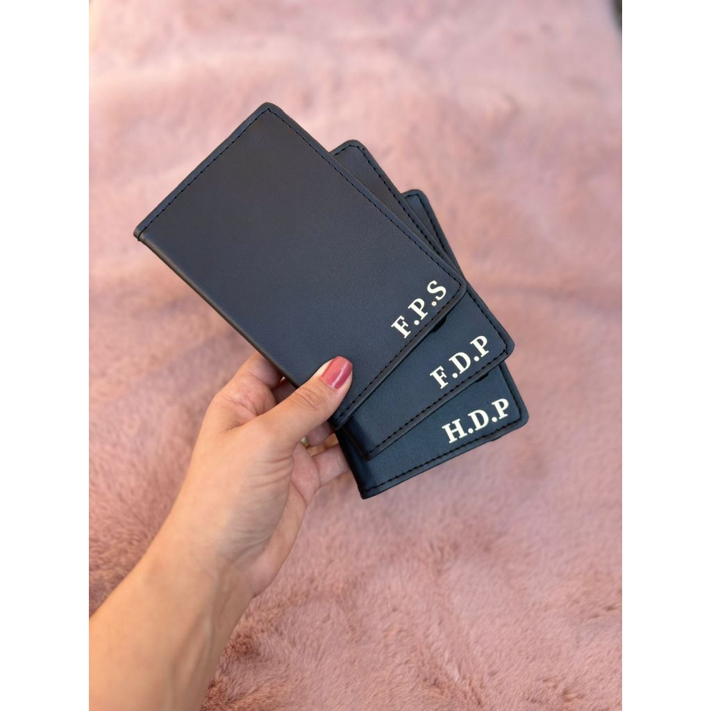 Carteira Capa Porta Passaporte Personalizado Com Iniciais Em Couro Sintetico Masculino E Feminino