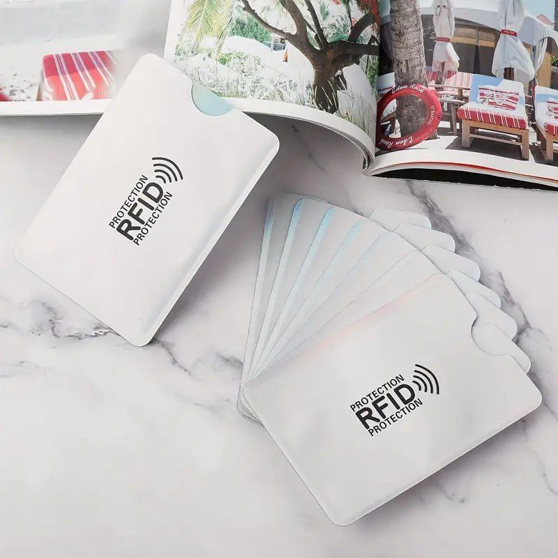 "Kit 2 Porta-Cartões Blindados com Bloqueio RFID - Proteção NFC para Cartões de Crédito e ID"